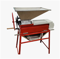 Grape Crusher - Enotecnica Pillan N1 Crusher Destemmer Manual Crank Grape Crusher - Enotecnica Pillan N1 Crusher Destemmer Manual Crank